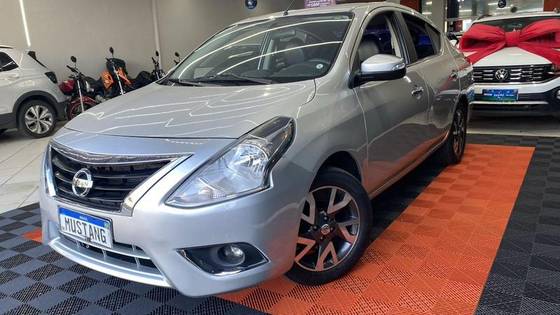 NISSAN VERSA 1.6 16V FLEX SL 4P XTRONIC NISSAN VERSA 1.6 16V FLEX SL 4P XTRONIC